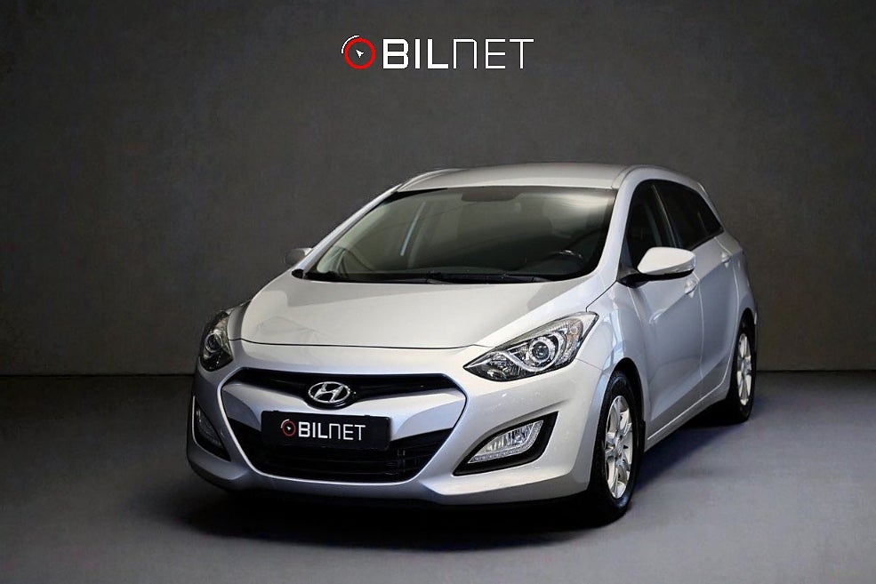 Hyundai i30 1.6 CRDi *3,99%*Business Rattvärme Drag 1 ägare