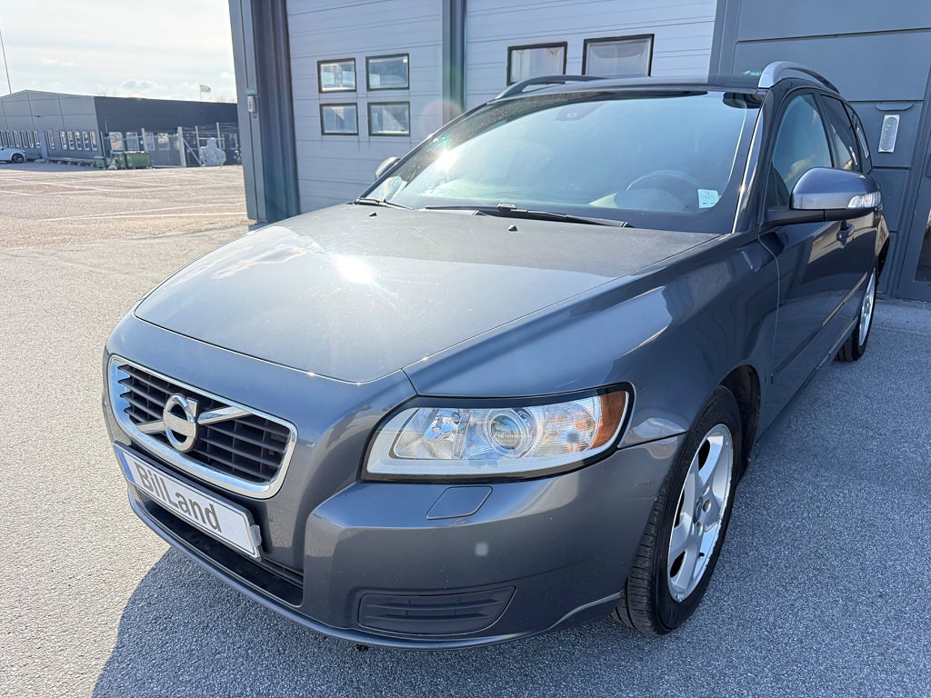 Volvo V50