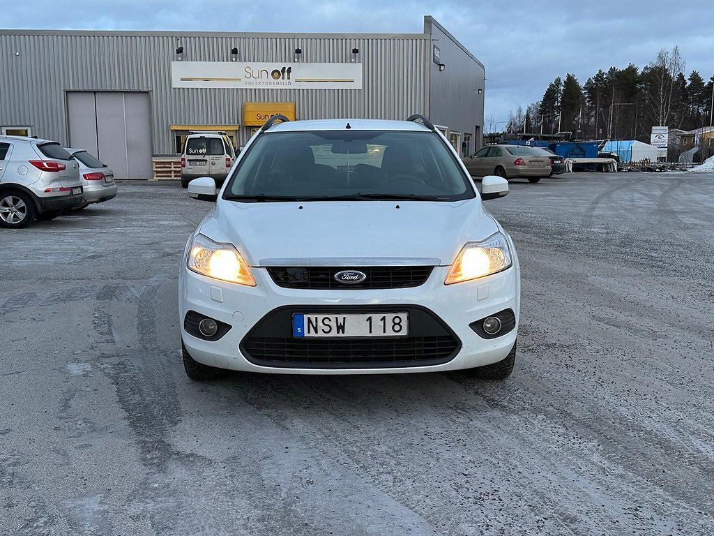 Ford Focus Kombi 1.8 Flexifuel Platinum Euro 4