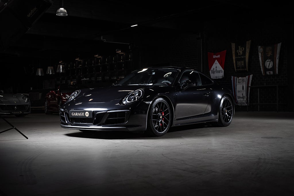 Porsche 911 Carrera 4 / 991.2 / GTS / Moms