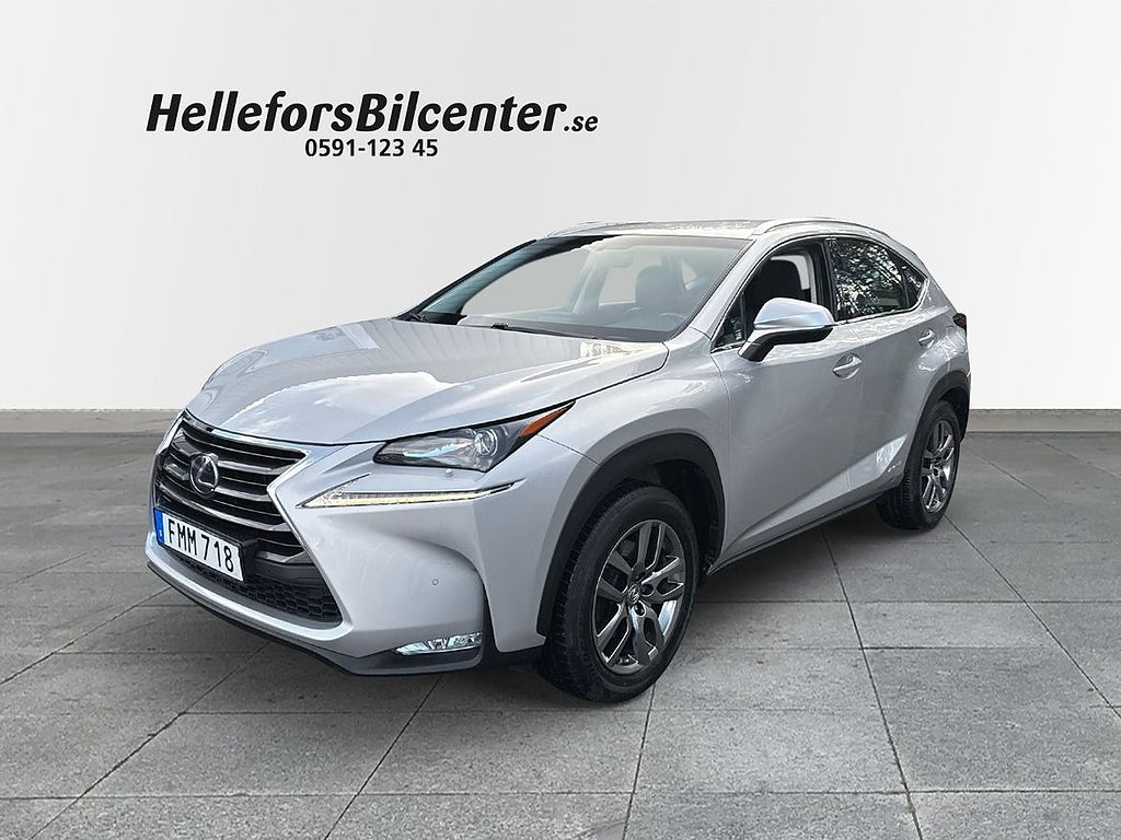 Lexus NX300H AWD-i Business Line DRAG Vhjul Skinn