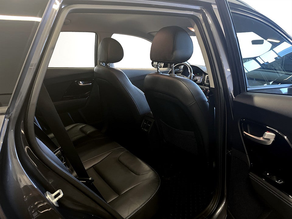 Bild på Kia Niro Advance Plus PHEV 141hk Aut B-KAMERA ELSTOL