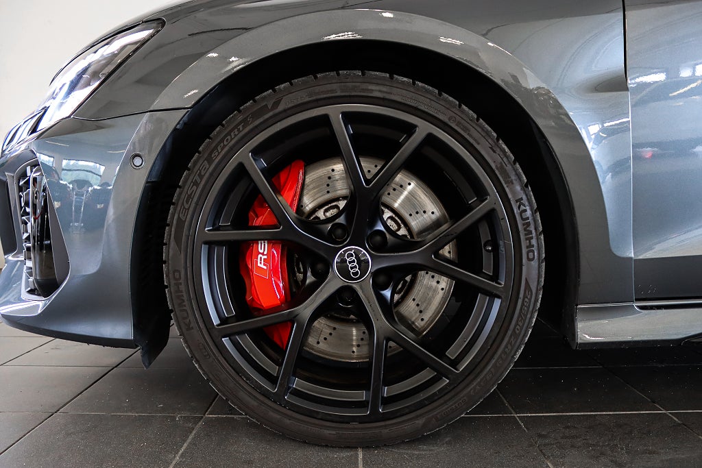 Audi RS3 Sedan RS-design Pano RS-avgas 360° Matrix B&O