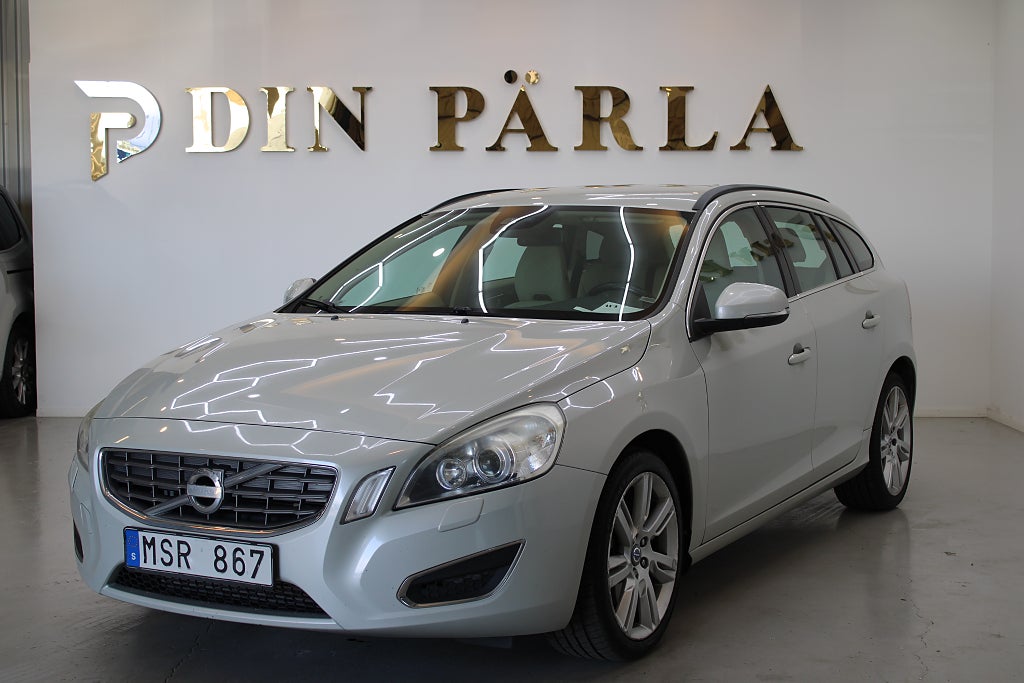 Volvo V60 D2 Momentum D-Värmare Ny Kamrem Drag