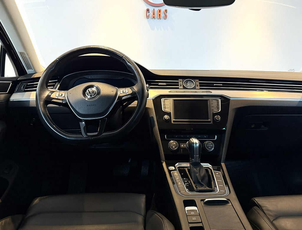 Volkswagen Passat Sportscombi 2.0 TDI DPF SCR BMT 4Motion GT COCKPIT VÄRM