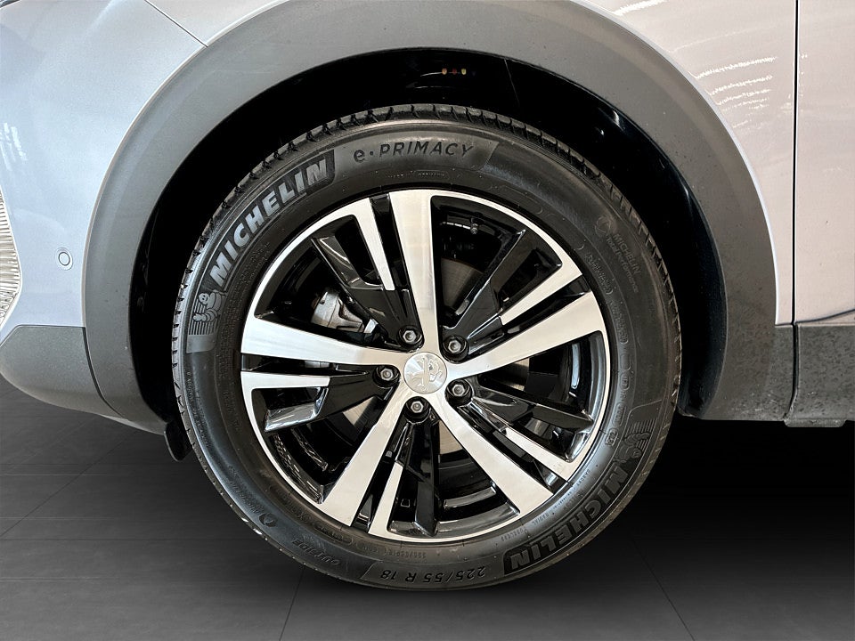 Bild på Peugeot 5008 GT 1.2 PT 130hk Aut KAMPANJ VINTREHJUL INGÅR