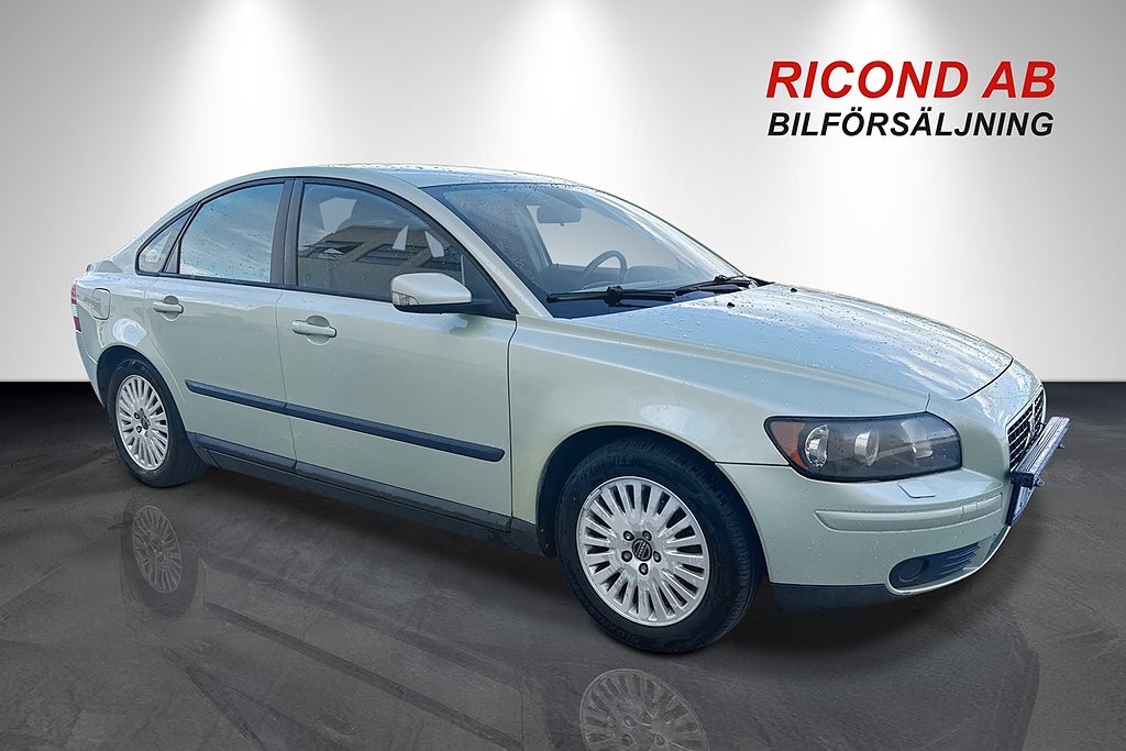 Volvo S40 2.4 140HK SERVICEBOK DRAGKROK 3.45% RÄNTA