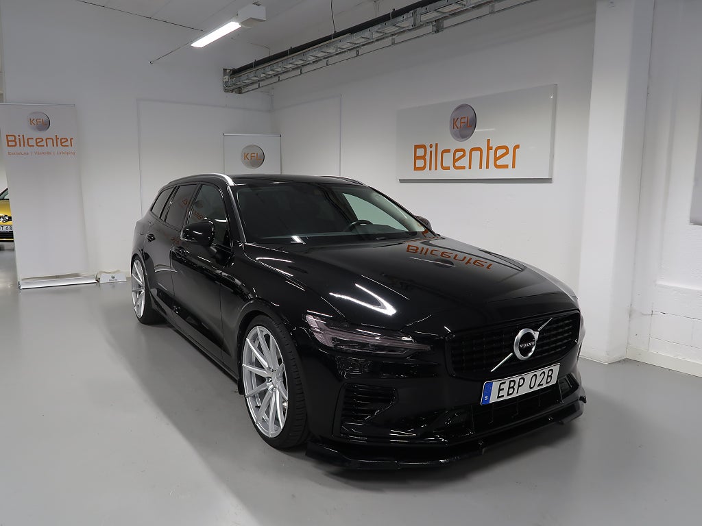 Volvo V60 T6 AWD Drag-Keyless-CarPlay-20"-Sänkt-Baslåda-Stylad-Pi