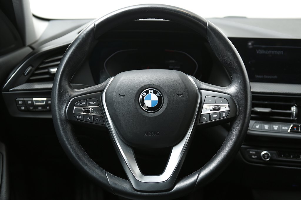 BMW 118I 136hk Sport line Leasbar 2022