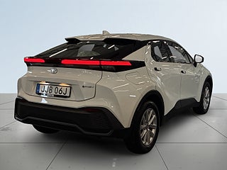 Toyota C-HR PHEV e-CVT S&V-hjul/ Backkam/Rattvärm/Carplay/Keyless – bild 6
