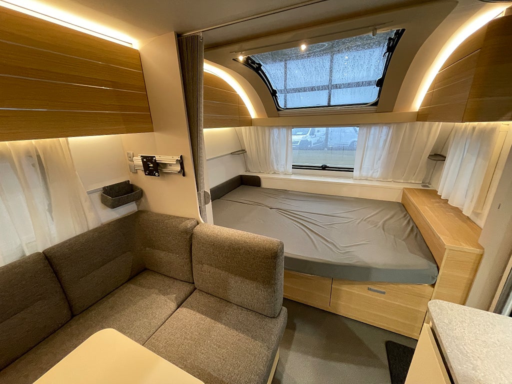 Adria Adora 673 PK /Barnkammare/Tält/Dubbla dörrar/ALDE - Adria