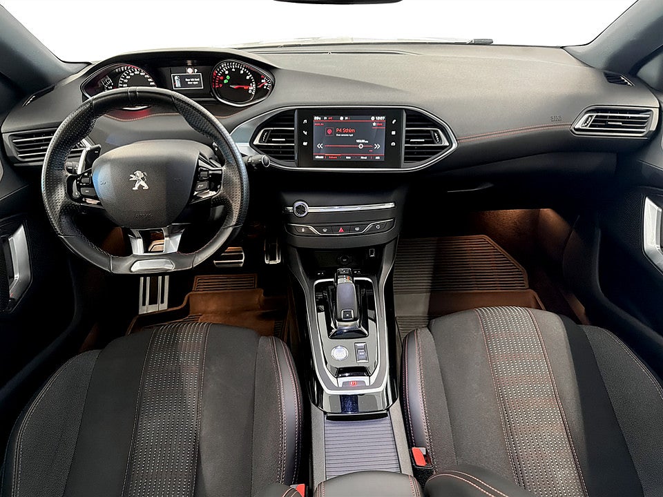 Bild på Peugeot 308 sw SW GT-Line 1.2 PT 130hk Aut KAMREMBYT PANO DRAG