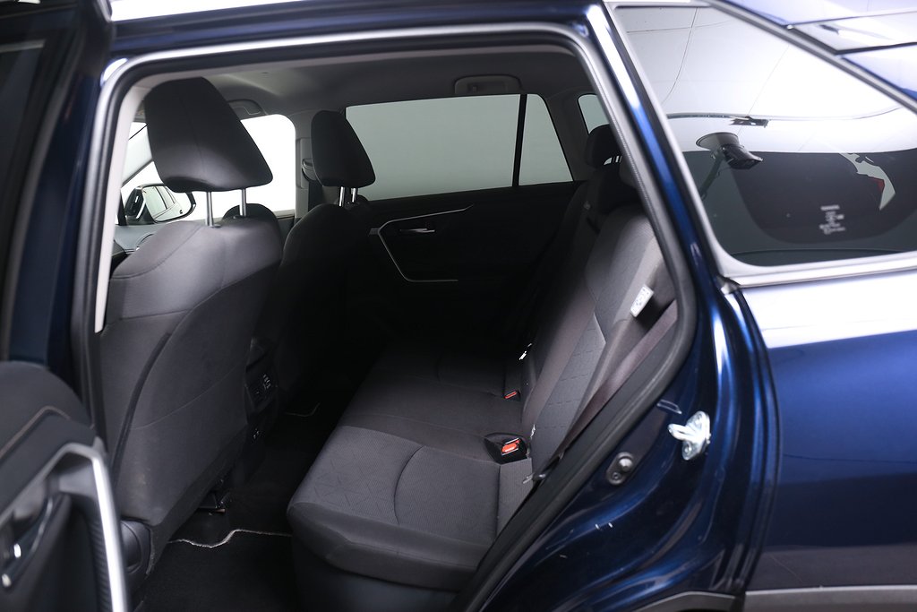 Toyota RAV4 2,5 Hybrid AWD-i E-CVT 222hk Active Komfortpkt 2019