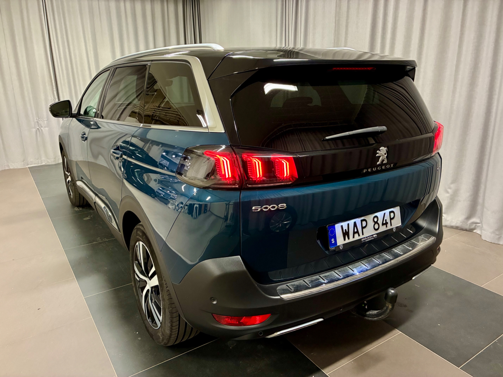Peugeot 5008 2023, photo 3/45