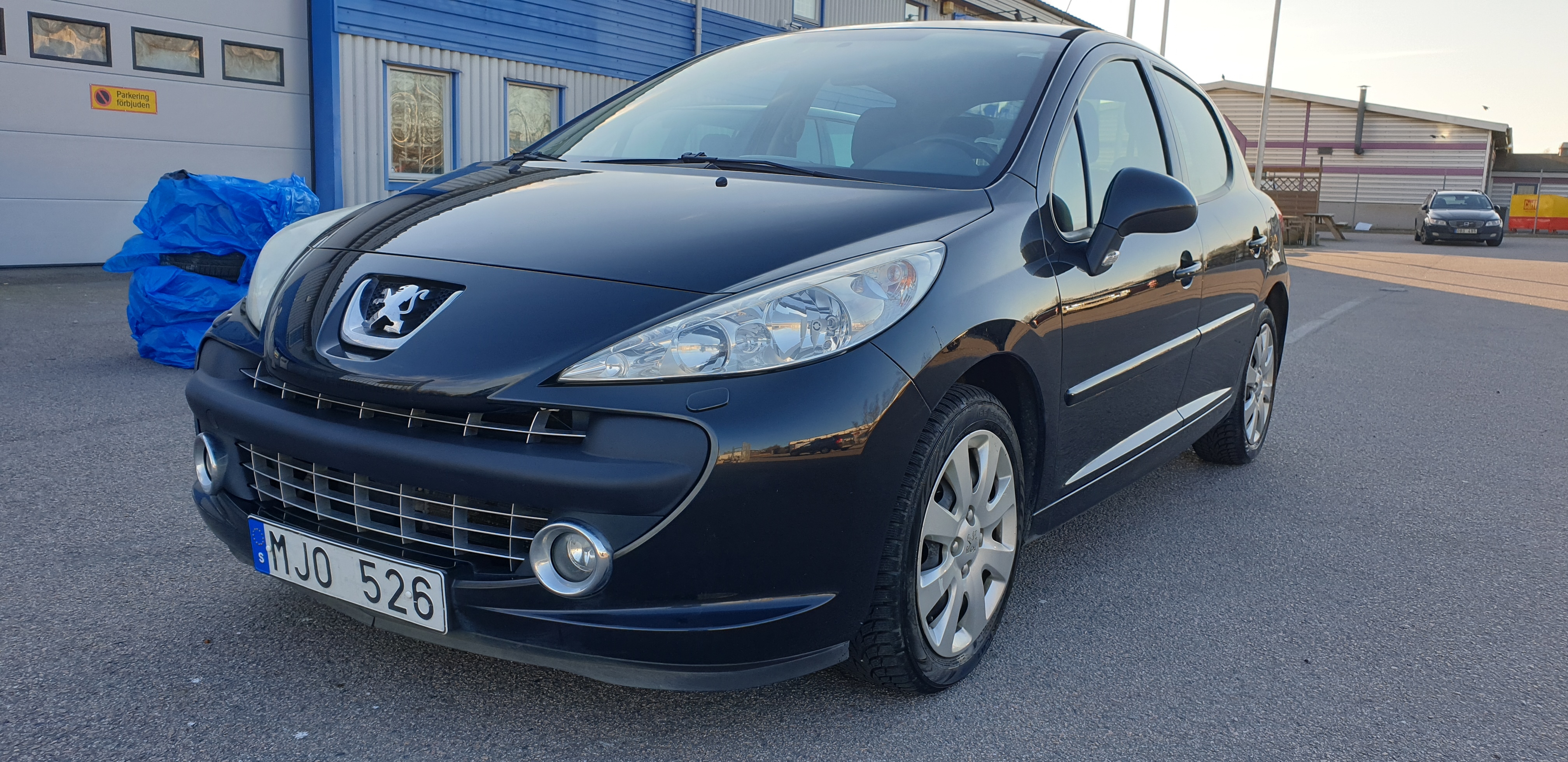 Peugeot 207 5-dörrar 1.6 VTi 120hk 2008, bild 2/35
