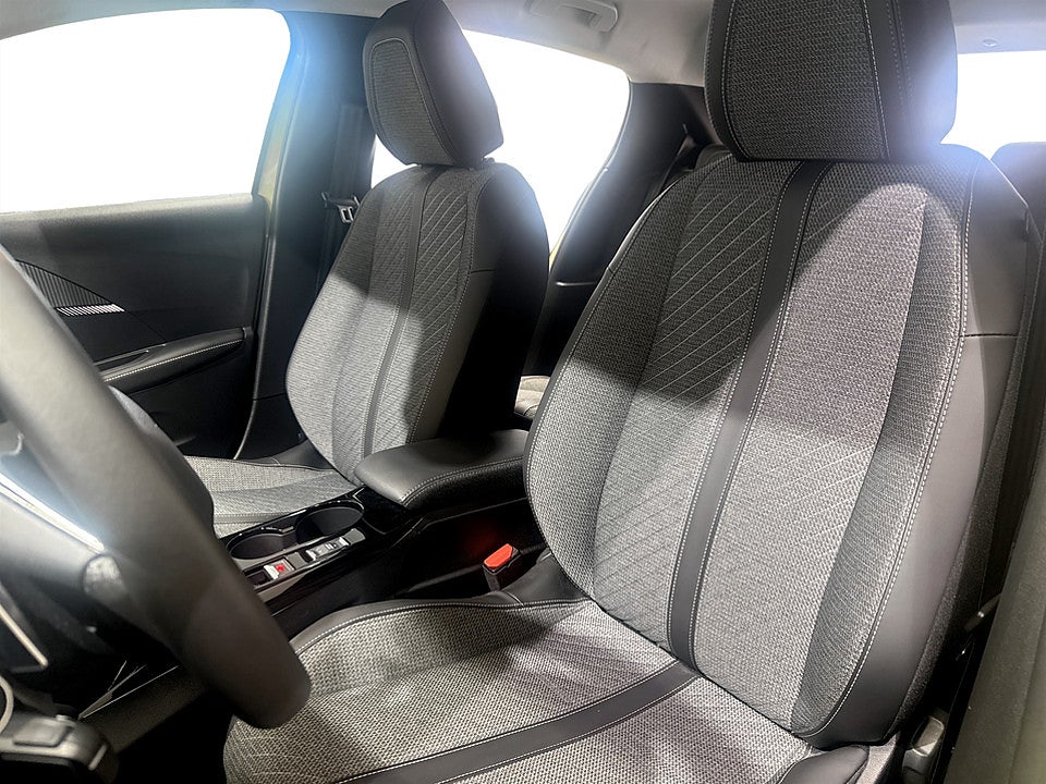 Bild på Peugeot 208 Allure Hybrid 100hk Aut B-KAMERA 