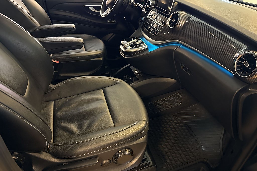 Mercedes-Benz V 250d 4MATIC 9G-Tronic Drag 360° P-värm Skinn 7sits miniatyr 16