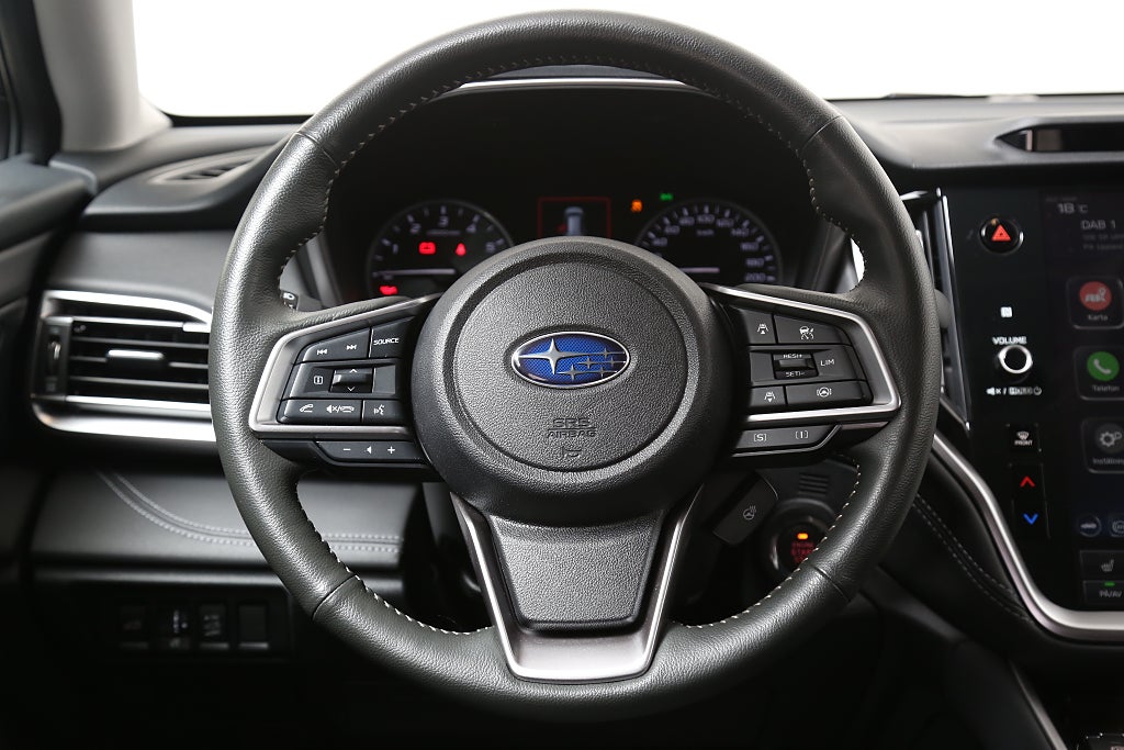 Subaru Outback 2.5 4WD XFuel Limited | Låg skatt 965kr/år | Moms 2025