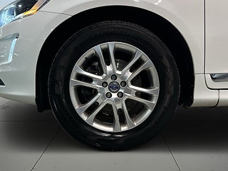 Volvo XC60 D4 AWD Summum Business Edition Pro Drag Dvärm Skinn SoV – bild 14