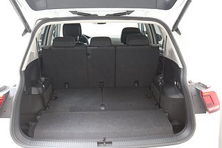 SUV Volkswagen Tiguan Allspace 23 av 26