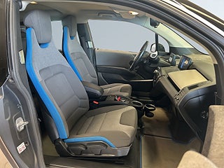 BMW i3 120Ah Comfort Advanced Pvärme Backkamera Navi S&V-däck – bild 10