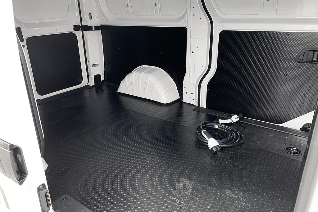 Maxus E-Deliver 5 64kwh | 6,6m3 | Störst i klassen!