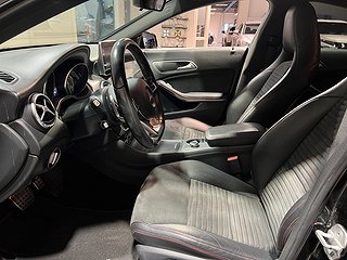 Sportkupé Mercedes-Benz CLA 9 av 20