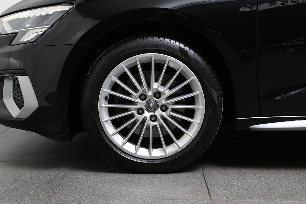 Audi A3 Sportback 35 TFSI S Tronic 150hk Cockpit CarPlay 2021