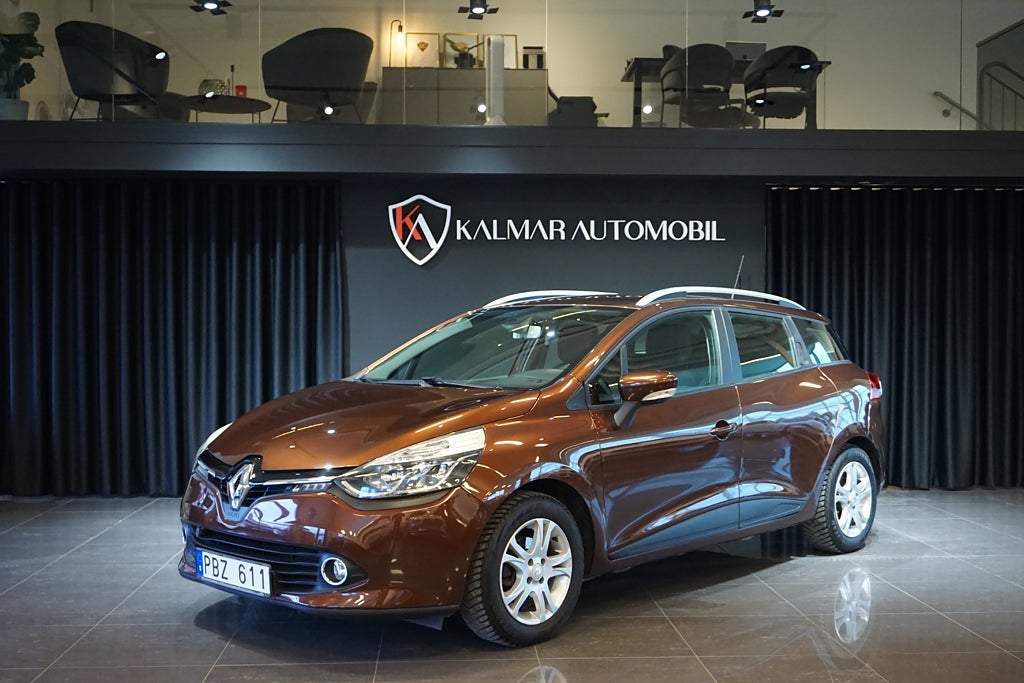 Renault Clio Sport Tourer 1.2 Navi 7.400Mil Svensksåld