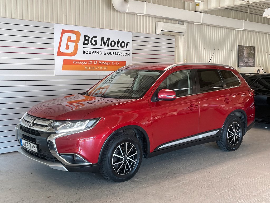 Mitsubishi Outlander 2.0 4WD CVT 150hk/7-sits/Nav/Värmare