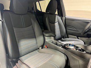 Halvkombi Nissan Leaf 7 av 19