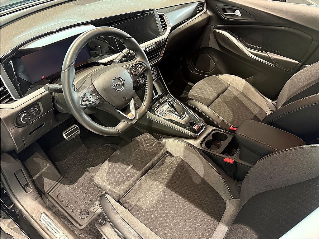 Bild på Opel Grandland GS-Line 1.2 PT 130hk Aut - B-KAMERA, CARPLAY