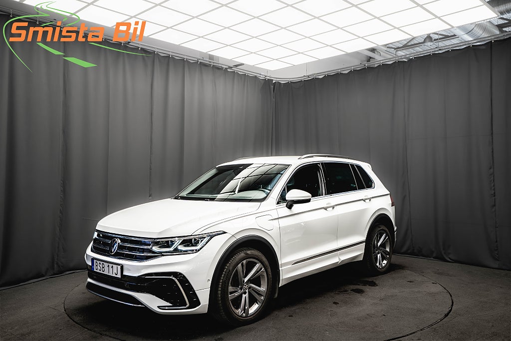 Volkswagen Tiguan eHybrid Plug-in R-Line LÄDER DRAG KAMERA ELSTOL MINNE