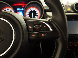Halvkombi Suzuki Swift 20 av 23