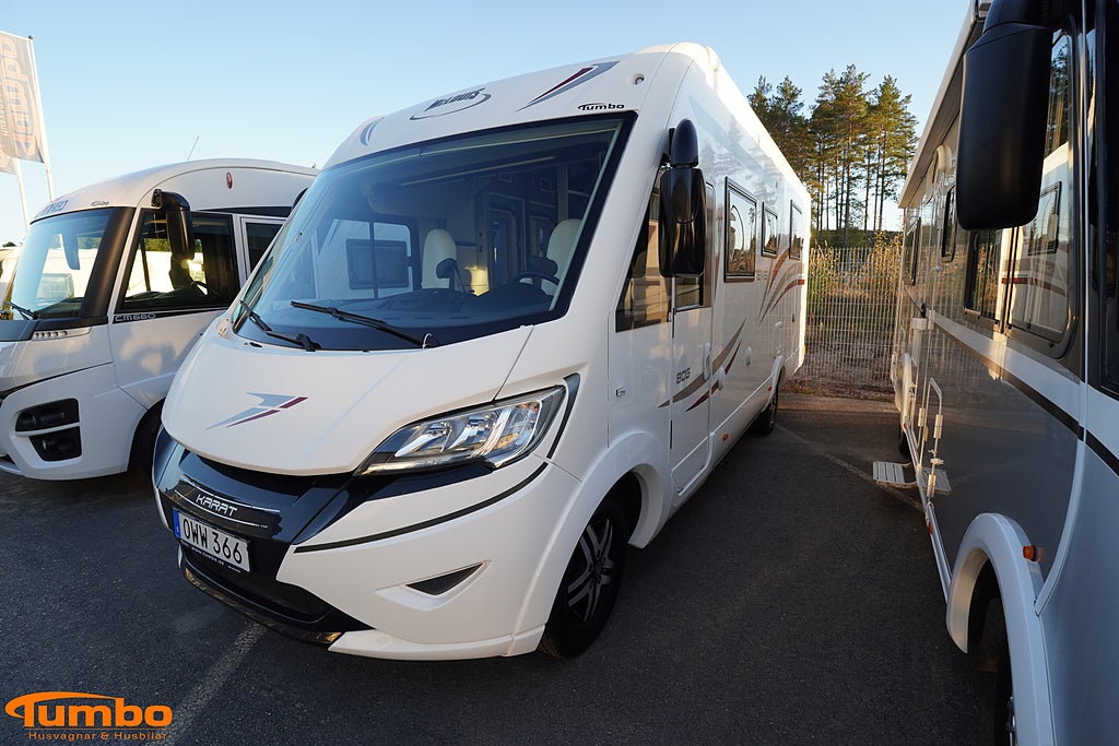 McLouis NEVIS 80 4400kg Solcell Queenbed