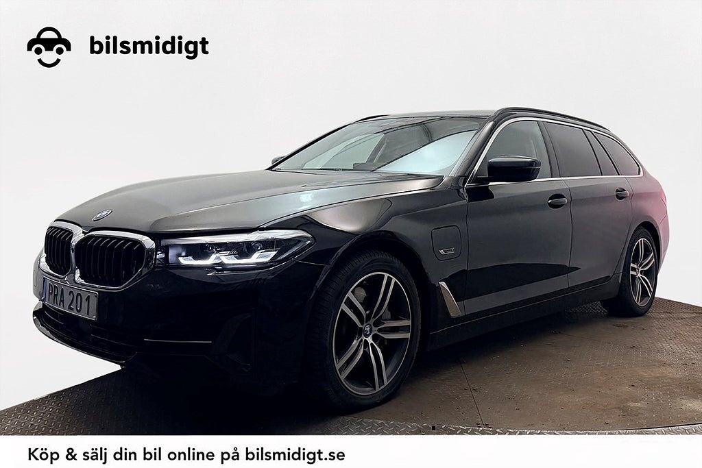 BMW 530e xDrive Touring Drag Läder Sportstolar Live Cockpit Pro 292hk