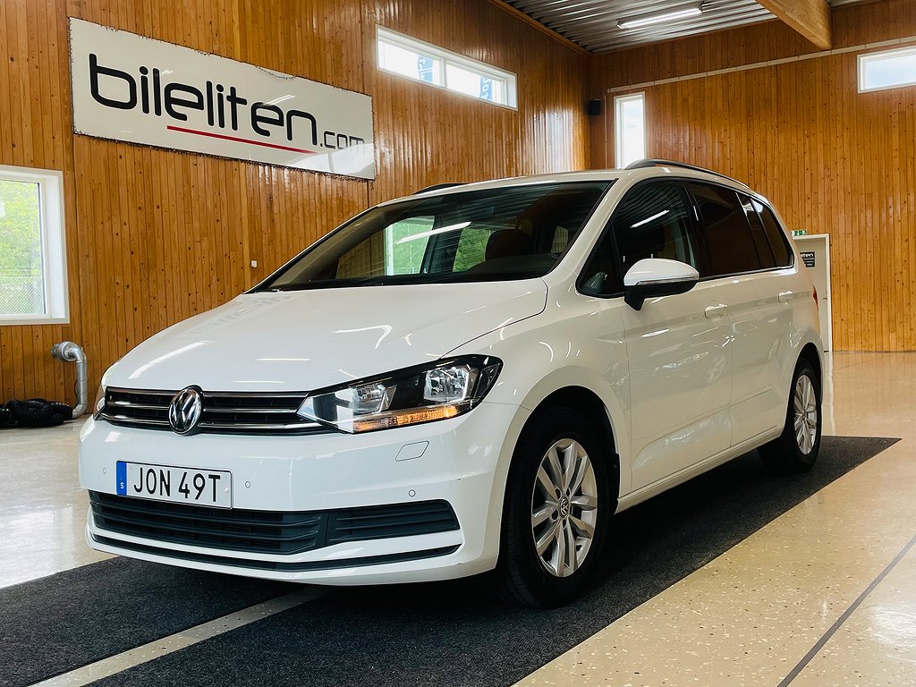 Volkswagen Touran 2.0 TDI 7-Sits B-Kam P-Värm Drag Carplay