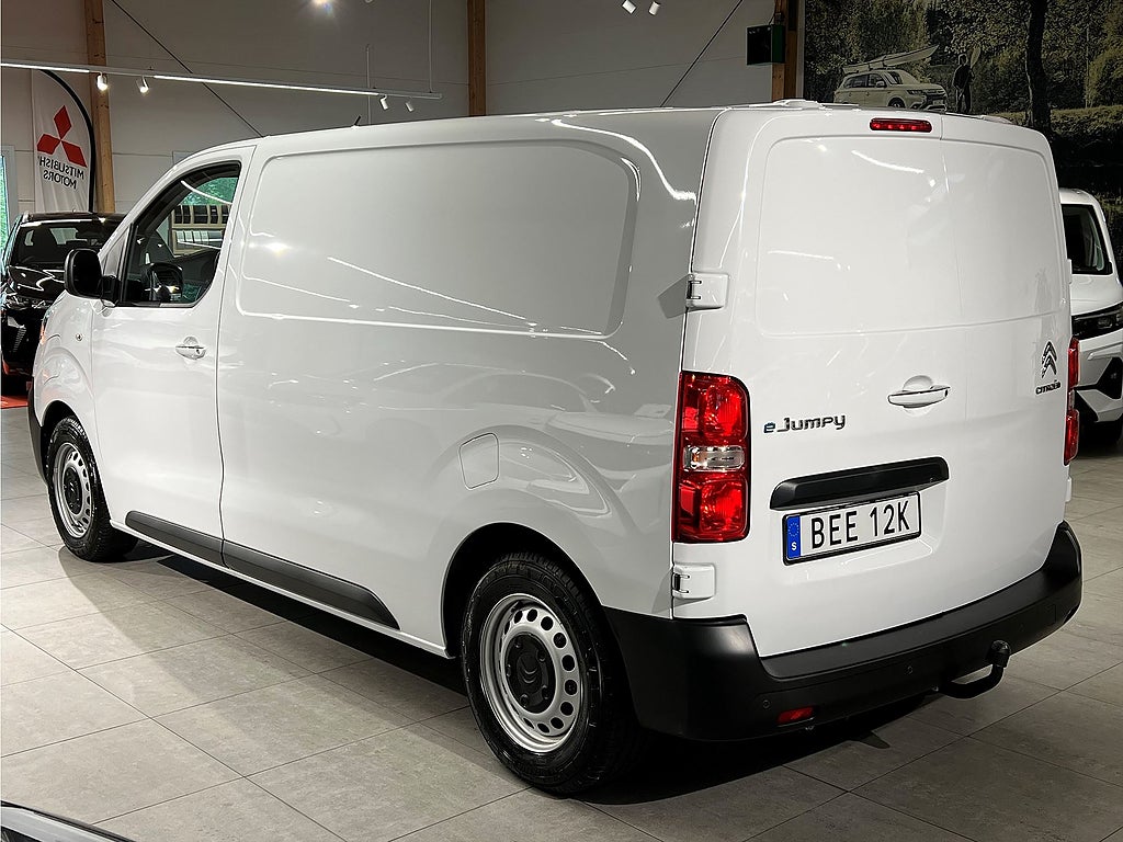 Bild på Citroën e-Jumpy Business Premium 75kWh 136hk Aut L2 - KEYLESS,NAV,DRAG