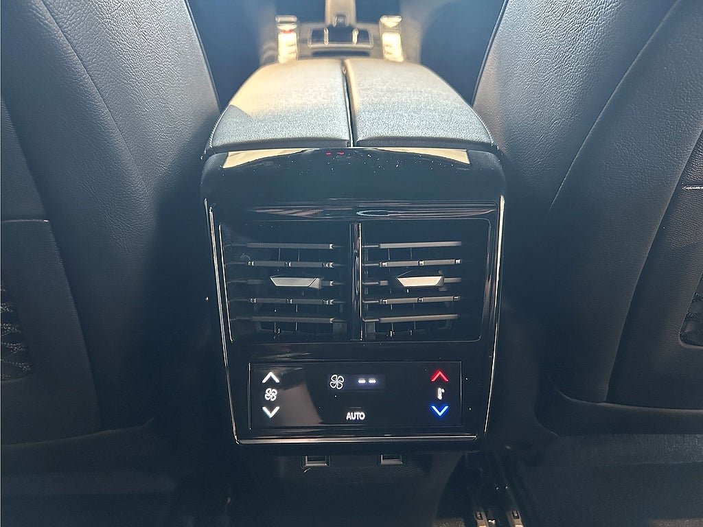 Bild på DS 7 Crossback Pallas 130hk Aut - DEMO