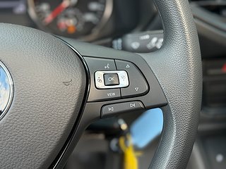 Husbil-halvintegrerad Knaus Van Ti Plus 650 MEG Platinum 14 av 35
