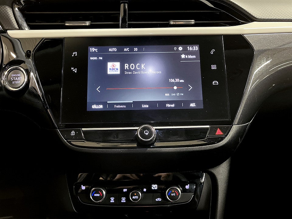 Bild på Opel Corsa-e 50 kWh 136hk Aut Design & Tech B-Kamera Carplay