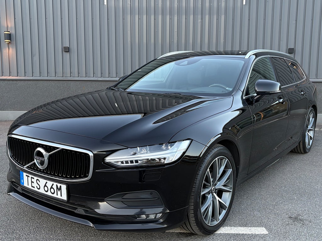 Volvo V90 D4 | Panorama | Läder | Head-up | Harman/Kardon | 360