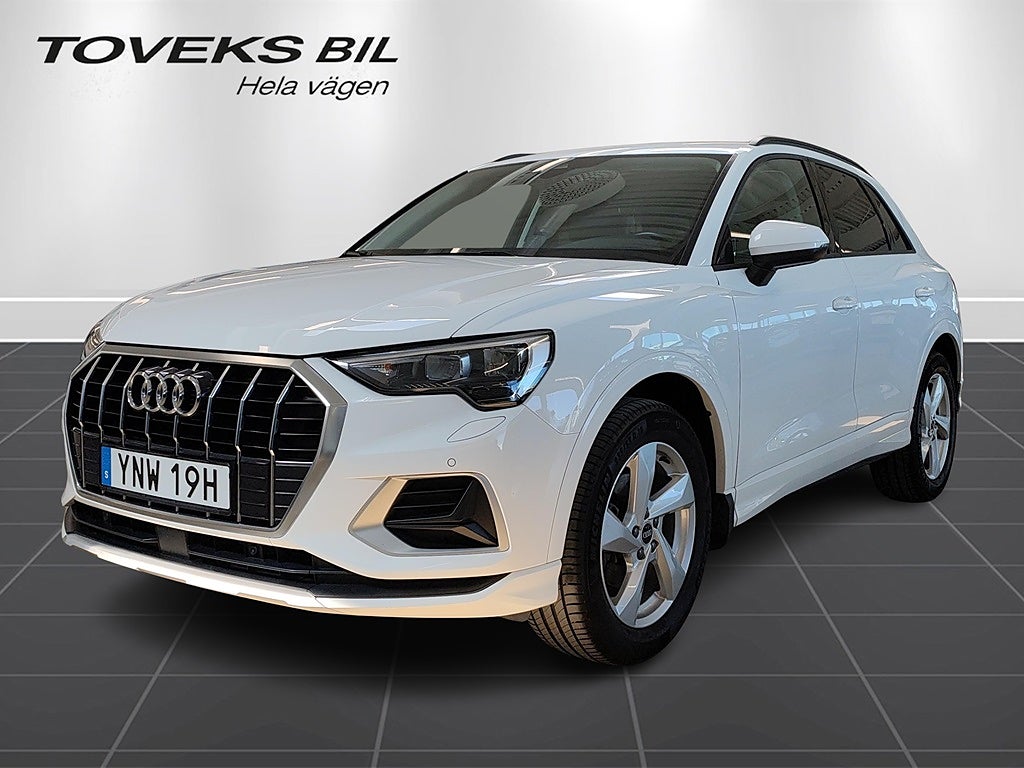 Audi Q3 35 TFSI 150 HK Adaptiv Värmare Drag