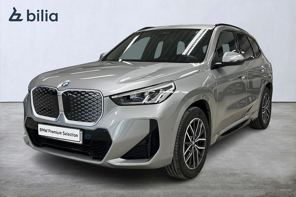 BMW iX1 eDrive 20 M-Sport | Drag | Backkamera | Aktiv farth.