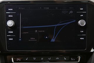 Kombi Volkswagen Passat 18 av 24