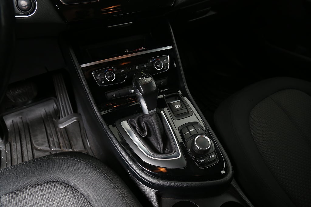 BMW 218 d Active Tourer Advantage Aut P-sensorer