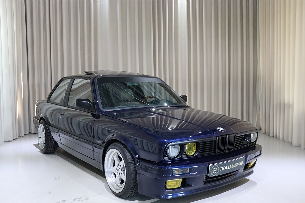 BMW 320 i E30 150HK Coupe M-Tech Taklucka