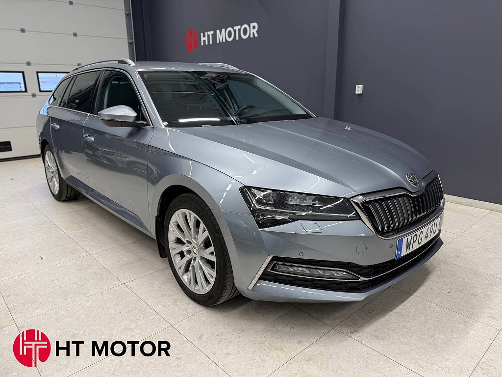 Skoda Superb iV Kombi 1.4 TSI Business ,Style /Kamera /Drag /Värmare