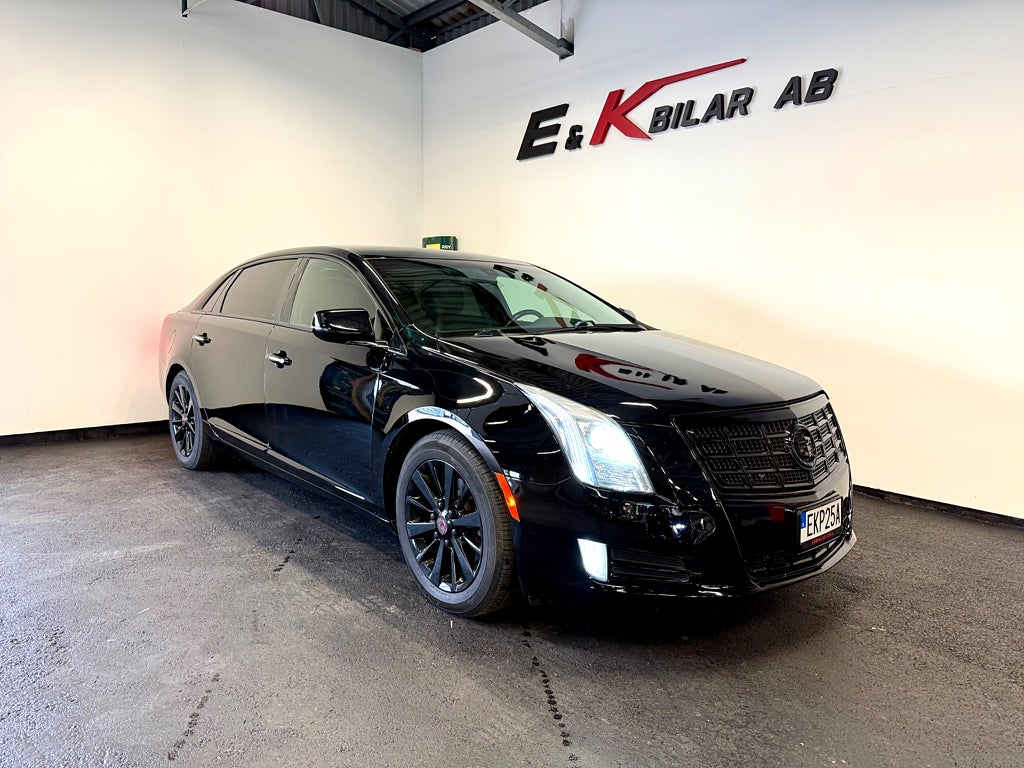 Cadillac XTS Stretch Limo 3.6 V6 Hydra-Matic 