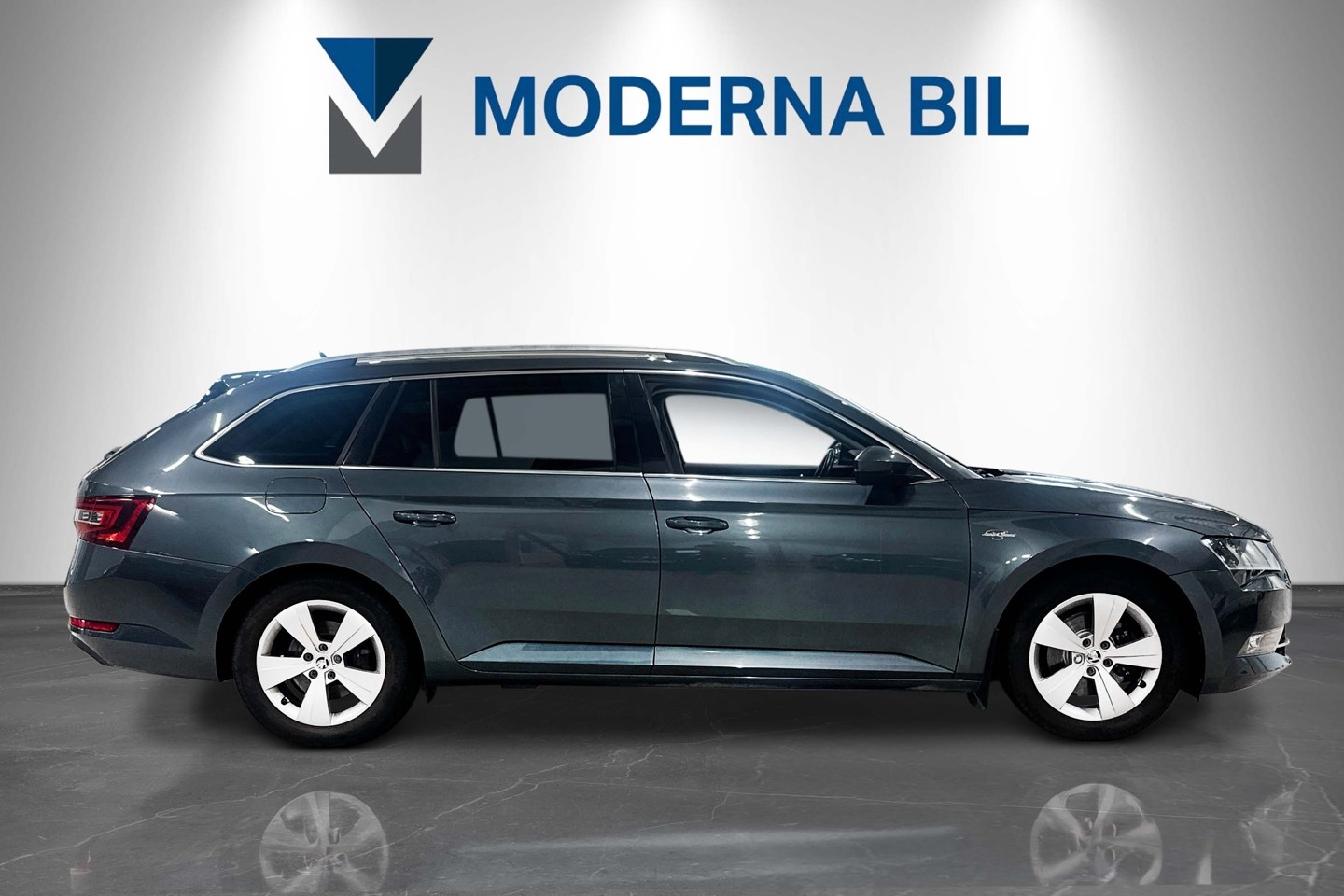 Skoda Superb 2018, kuva 7/61